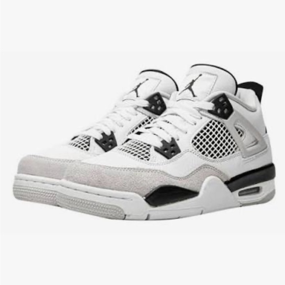 Air Jordan 4 Retro Sneakers